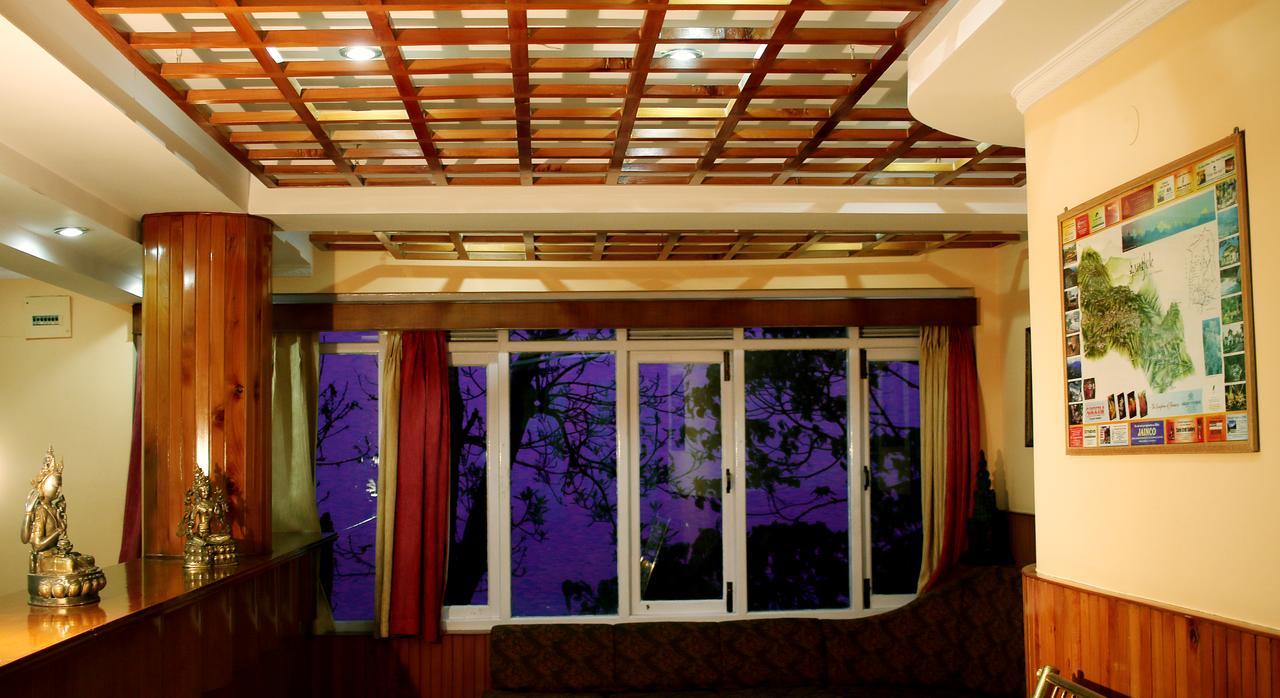 Jain Group Sikkim Continental Hotel Gangtok Bagian luar foto