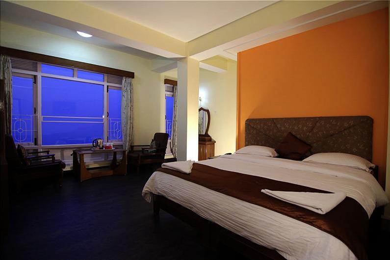 Jain Group Sikkim Continental Hotel Gangtok Bagian luar foto