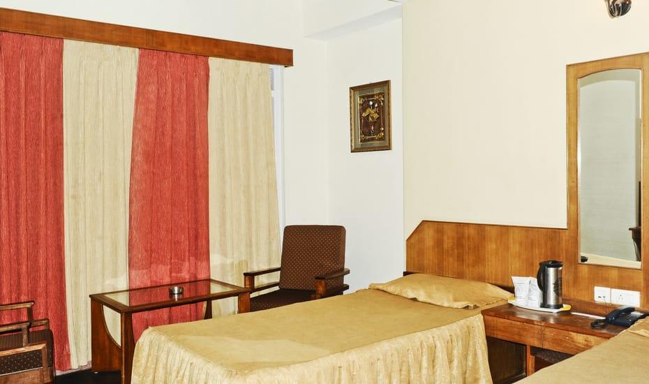 Jain Group Sikkim Continental Hotel Gangtok Bagian luar foto