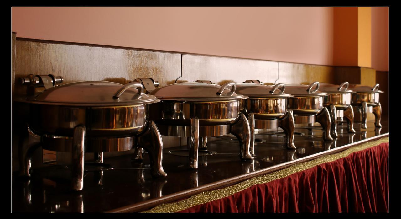 Jain Group Sikkim Continental Hotel Gangtok Bagian luar foto